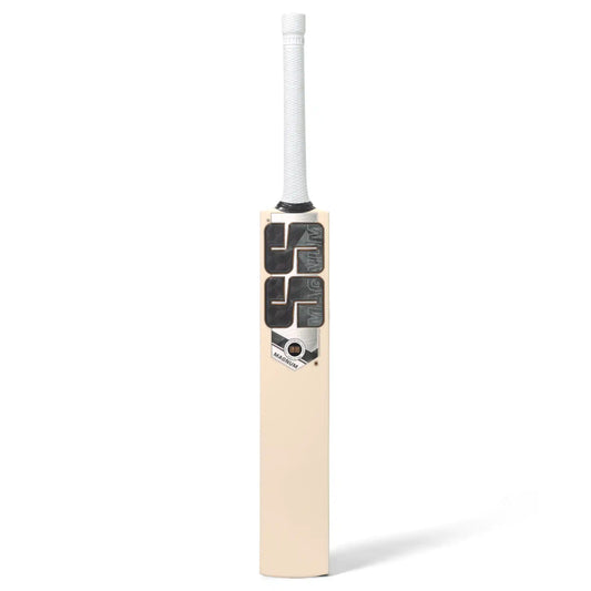 Magnum English Willow Cricket Bat